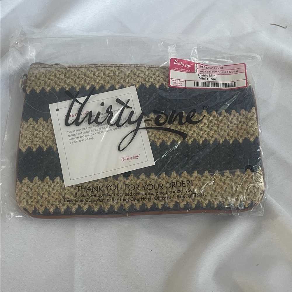 Thirty-One Black and Tan Knit Pouch
